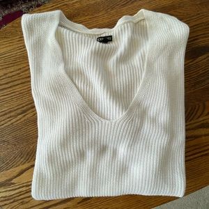 Express Women’s London Sweater!! Great Condition!! Perfect for Fall 🍁🍂